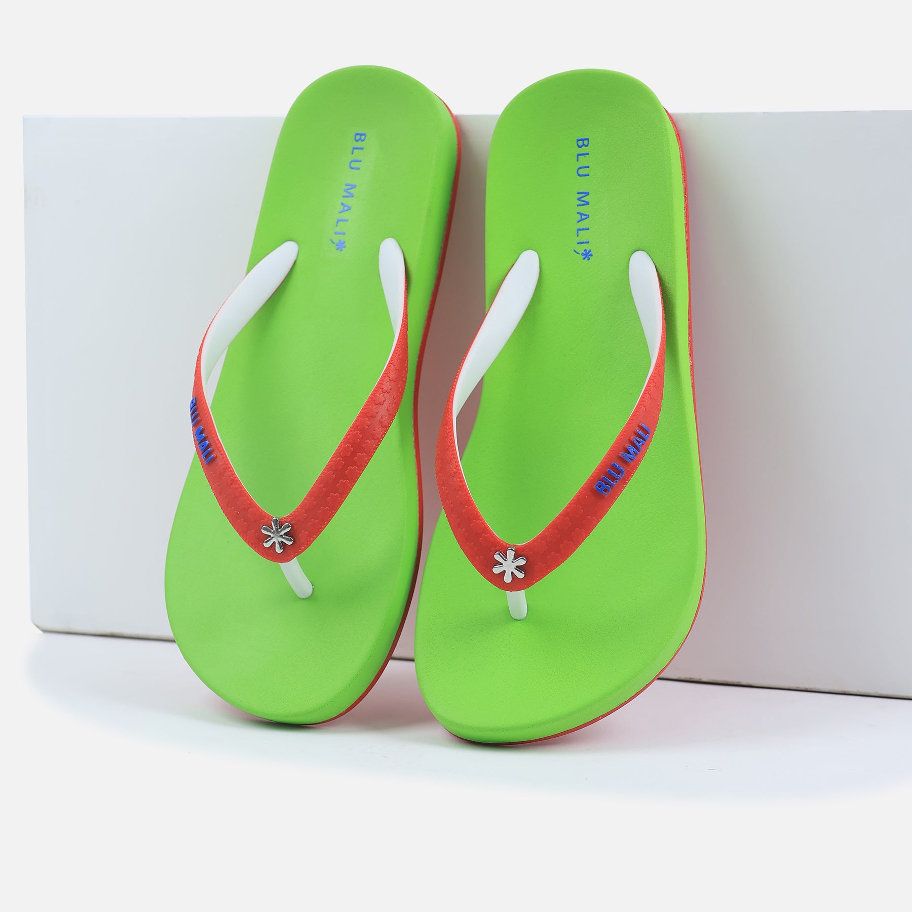 BLU MALI-Women's flip-flops Green/Red